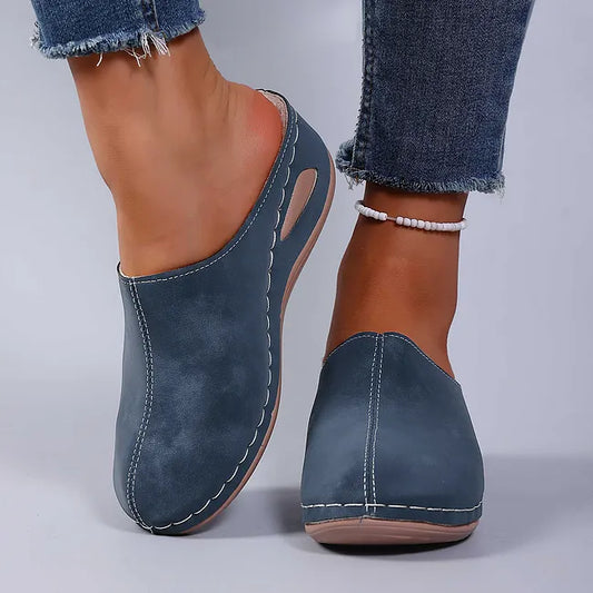 Women's Comfort Winter Shoes – Warm Plush Interior with Non-Slip Supportive Sole