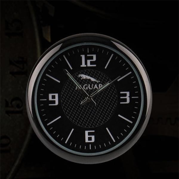 Zegarek kwarcowy do samochodu