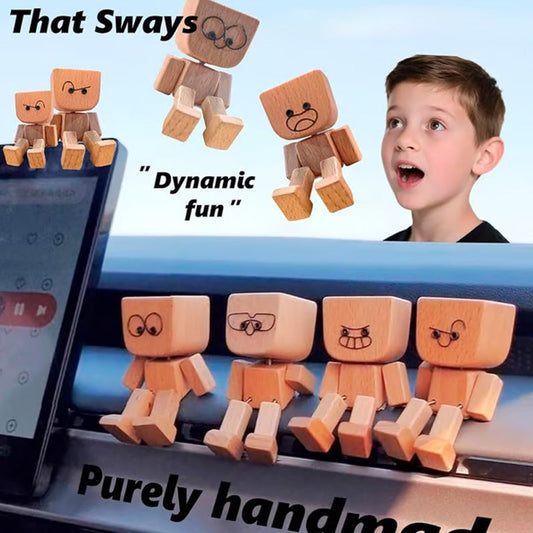 Urocza mała drewniana figurka, która porusza się z 12 różnymi wyrazami twarzy
